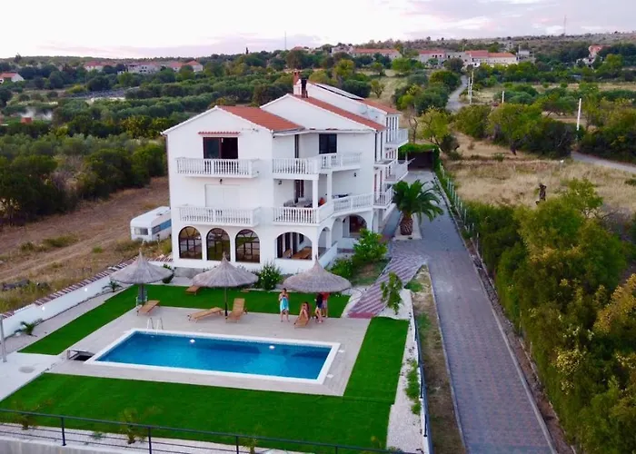 Apartmani Viktorija