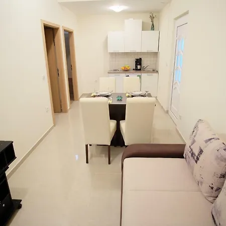 Apartmani Viktorija Vrana  Exterior photo