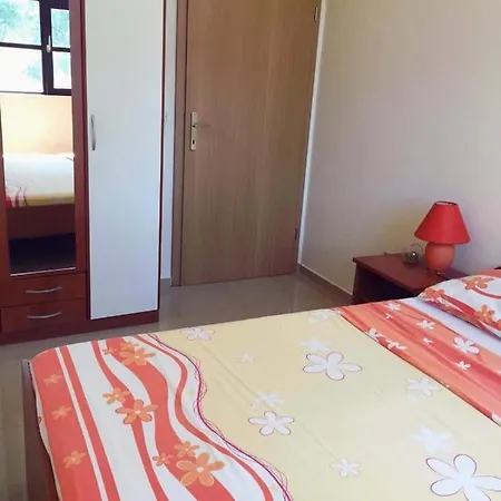 Apartmani Viktorija Vrana  Exterior photo